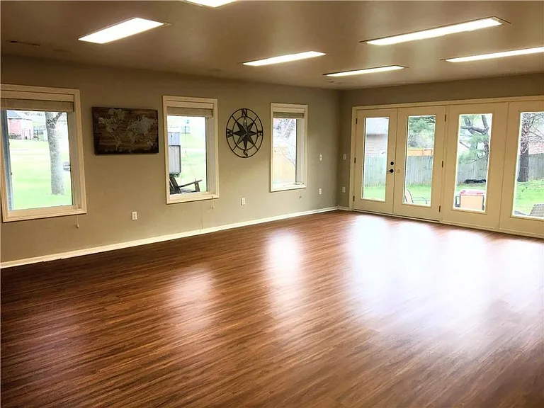 3261 Eden Dr — Photo 11