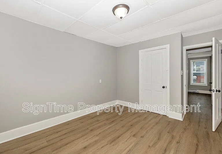 114 N Conococheague St — Photo 33