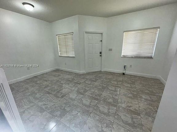 3rd image of 2905 SE 15th Ter #0