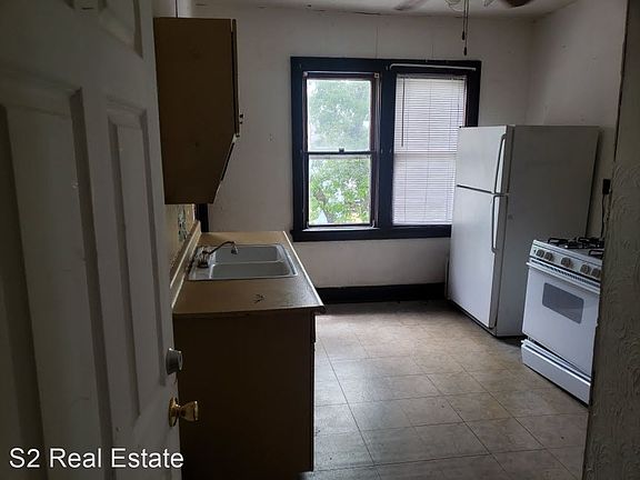 2nd image of 2366 S 9th St #11590817