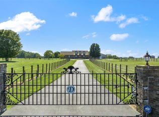 221 Fred Lively Rd, Bowling Green, KY 42104