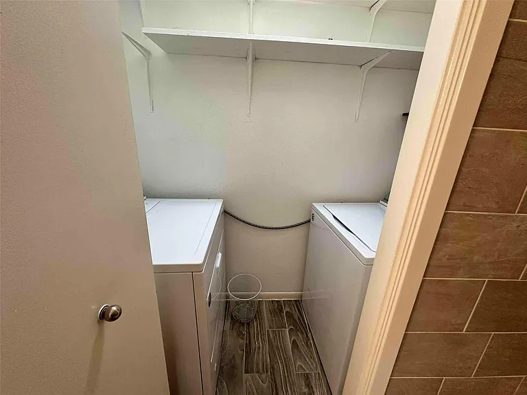 21418 Park Bishop Dr — Photo 17