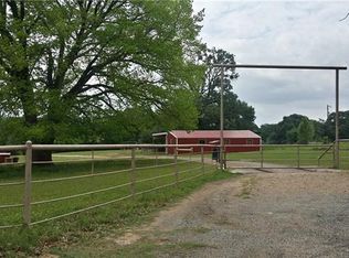 11721 County Road 1117, Athens, TX 75751