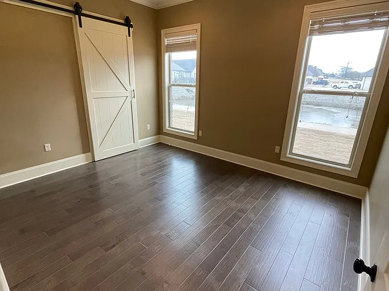 2803 Village Meadow Cv — Photo 8