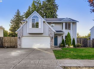 2157 Dorsey Dr, Hubbard, OR 97032
