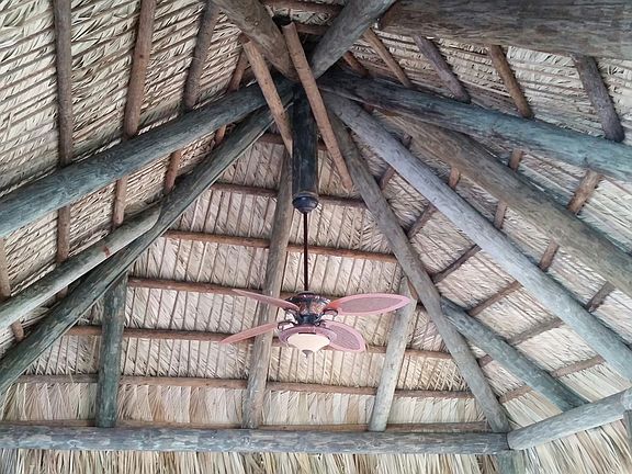 Open air Tiki great room