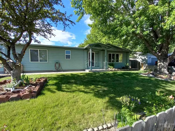 410 Cedar St, Middleton, ID 83644