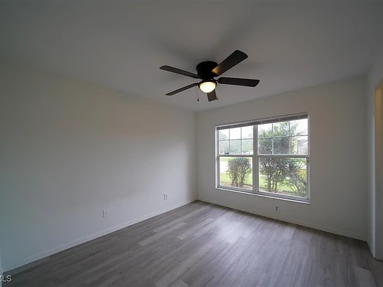 1502 Scholar Ct — Photo 15