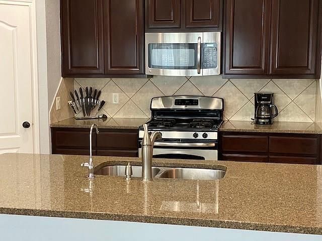 1st image of 11038 Heartland Grove Dr