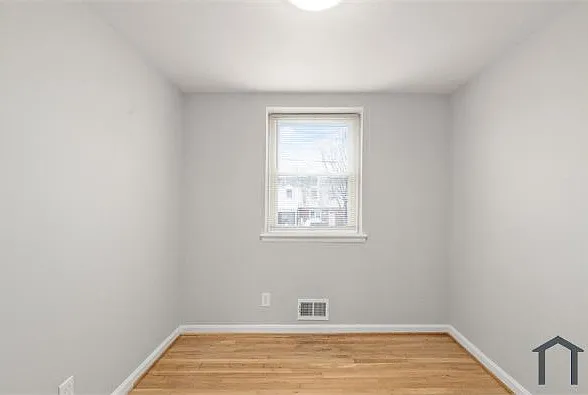 2015 Dineen Dr — Photo 18