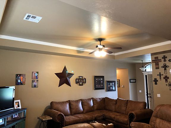 Boxed ceiling/crown mold