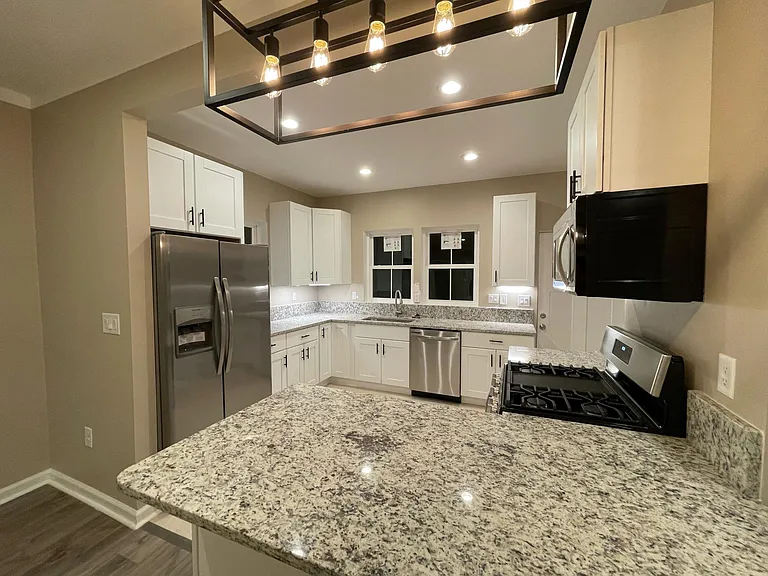 4023 Jones Bridge Rd — Photo 29