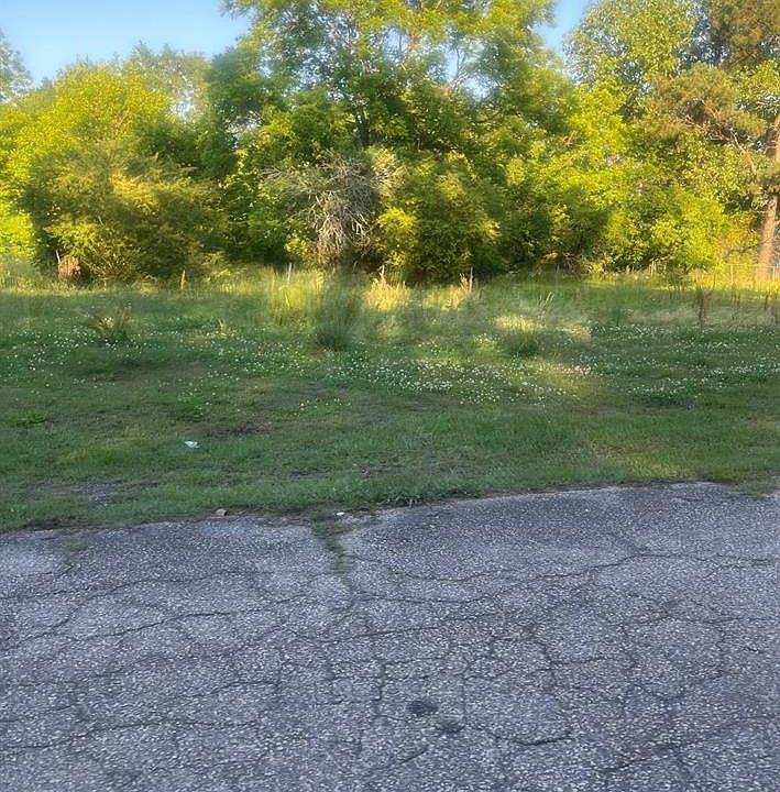 218 Pinckney St, Chester, SC 29706 Zillow