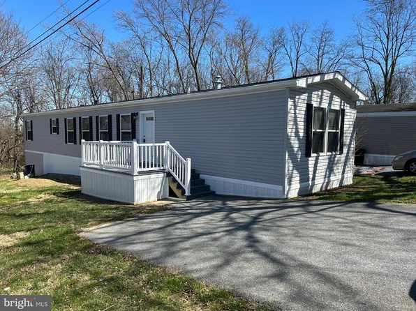 670 Hempfield Hill Rd Lot 26, Columbia, PA 17512
