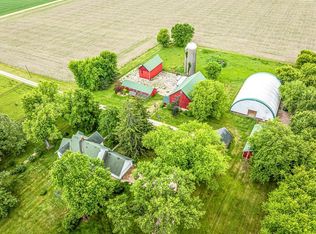 466 Quail Trap Rd, Caledonia, IL 61011