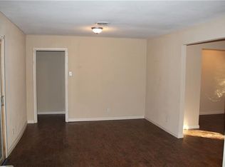 7417 S College Cir, North Richland Hills, TX 76180