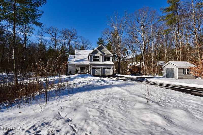 3rd image of 141 Ruggles Road