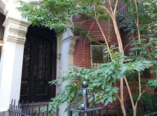 11 Rutland Sq, Boston, MA 02118