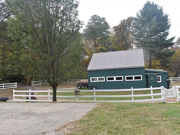 2nd image of 26 Mill Rd