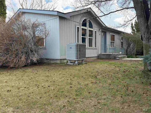 151 Quick Silver Ave, Hagerman, ID 83332