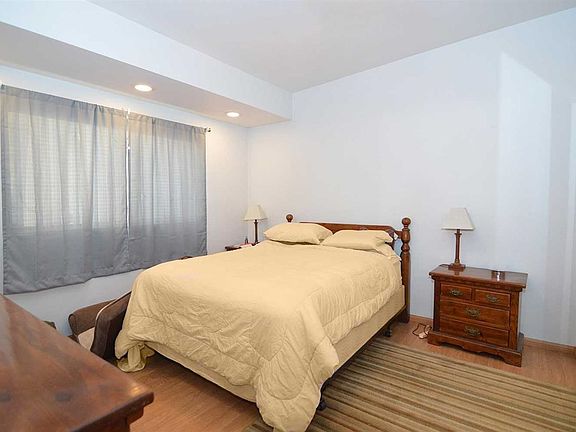 4th image of 6288 Amber Lake Ave