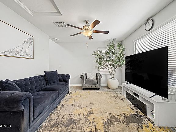 4th image of 8037 W AGORA Lane