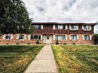 6464 S Whitnall Edge Rd APT 204, Franklin, WI 53132