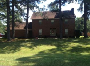 1210 Cherrywood Rd, Waycross, GA 31503