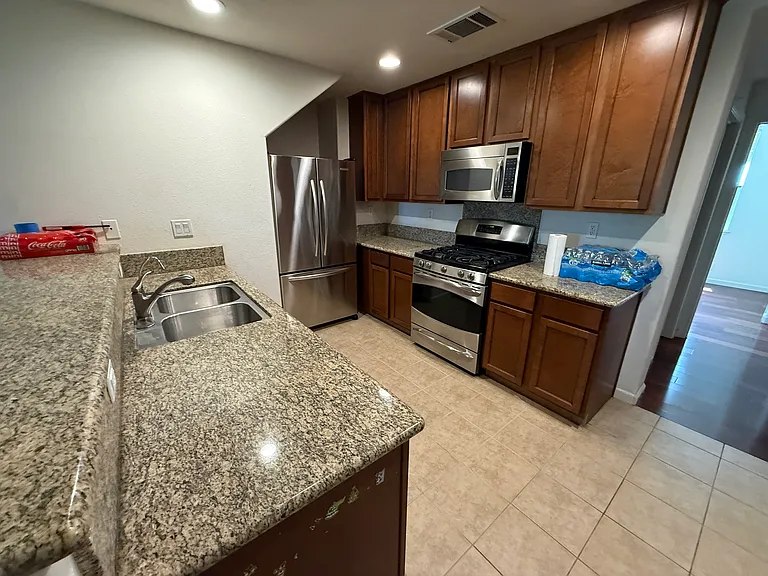 2492 Autumnvale Ave — Photo 20