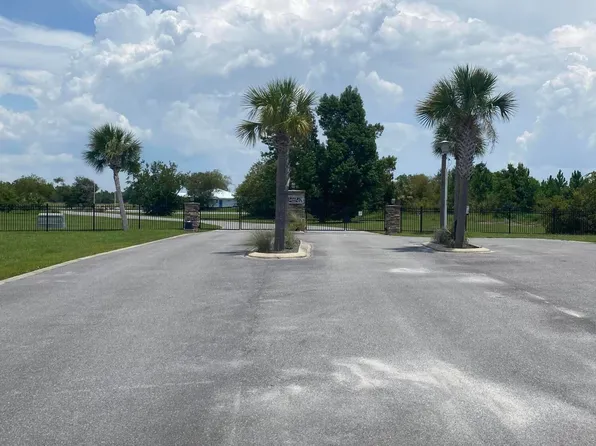13017 Airway St, Panama City, FL 32404