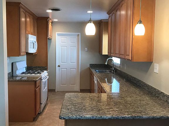 4th image of 1225 Marlin Pl