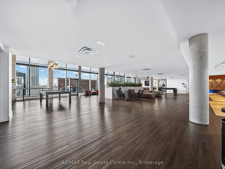 25 Wellington St S #3103 — Photo 22
