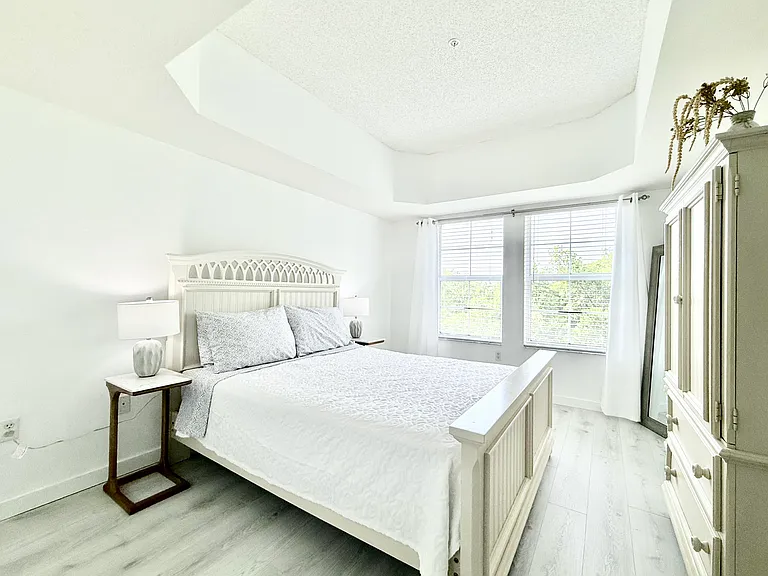 4404 Tuscany Way #4404 — Photo 16