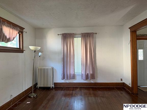 3rd image of 2517 G St