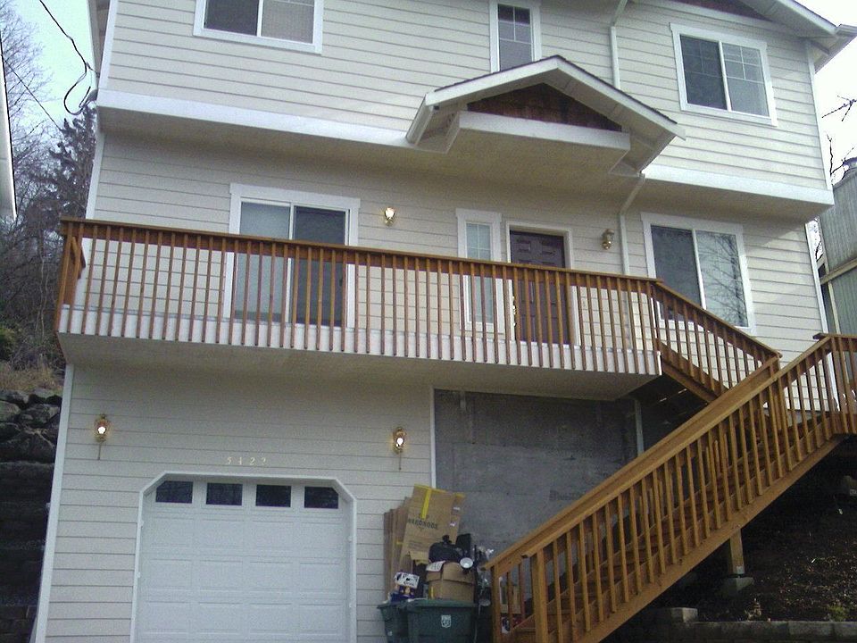 2nd image of 5422 23rd Ave SW
