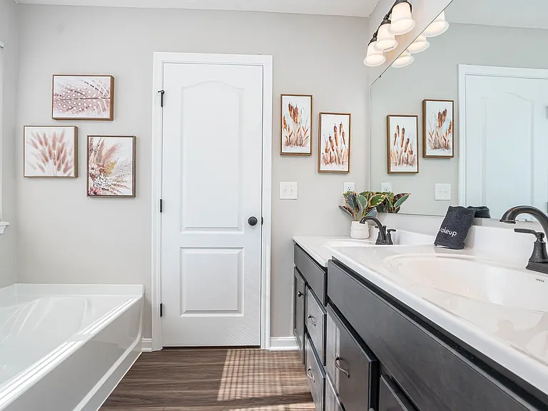 5738 Azra Ct — Photo 11
