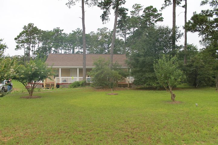 1st image of 17496 Brittany Ln