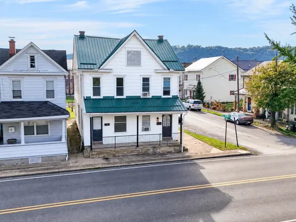356 S Front St, Sunbury, PA 17801