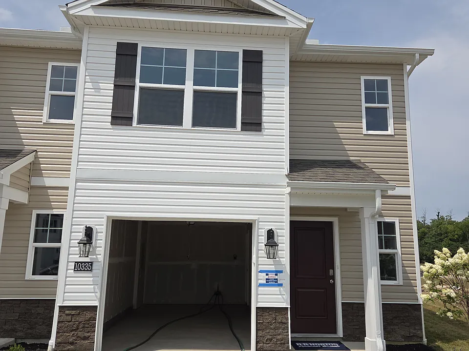 10335 Mae Ct