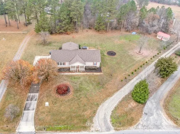 224 Stewart Rock Rd, Stony Pt, NC 28678