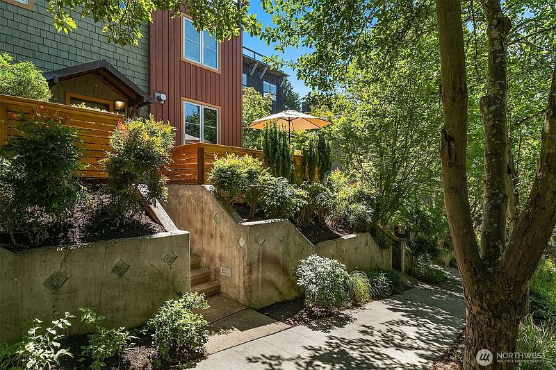 2nd image of 3824 Evanston Avenue N #11
