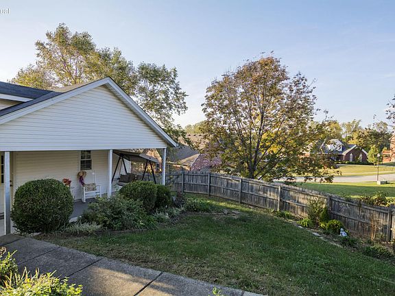 2nd image of 4511 Epinay Ct