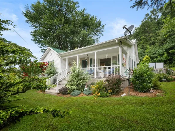 456 Ena St, Damascus, VA 24236