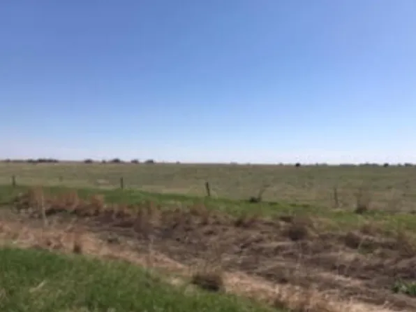 0 Commerce Pkwy, Hays, KS 67601