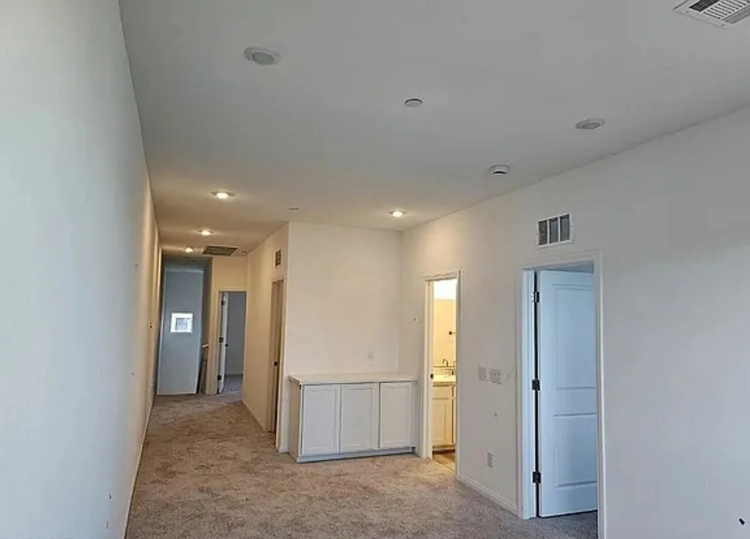 Cadence Townhouse 2 bed 3 bath — Photo 4