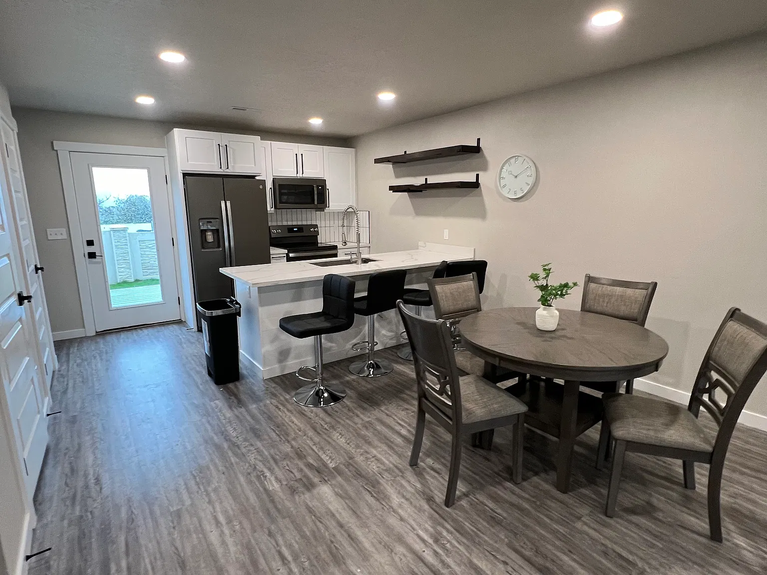 2520 Castle Pines Dr — Photo 3