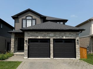 2006 Wateroak Dr, London, ON N6G 0M6