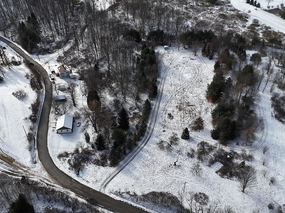 2nd image of 475 Grice Rd