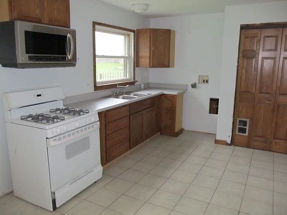 2nd image of 25246 W Carson Dr