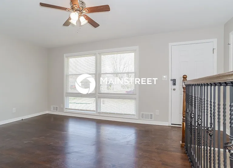 7128 Robinson St — Photo 5